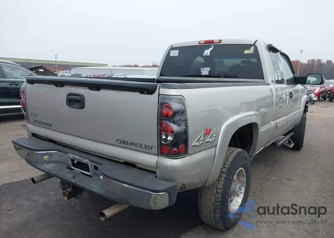 2004 Chevrolet Silverado 2500Hd Ls from USA, damaged, VIN 1GCHK29G14E249800
